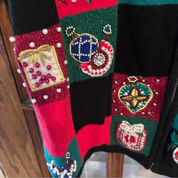 Victoria Jones Women's Medium Patchwork Christmas Holiday Sweater Embellished - Picture 6 of 11